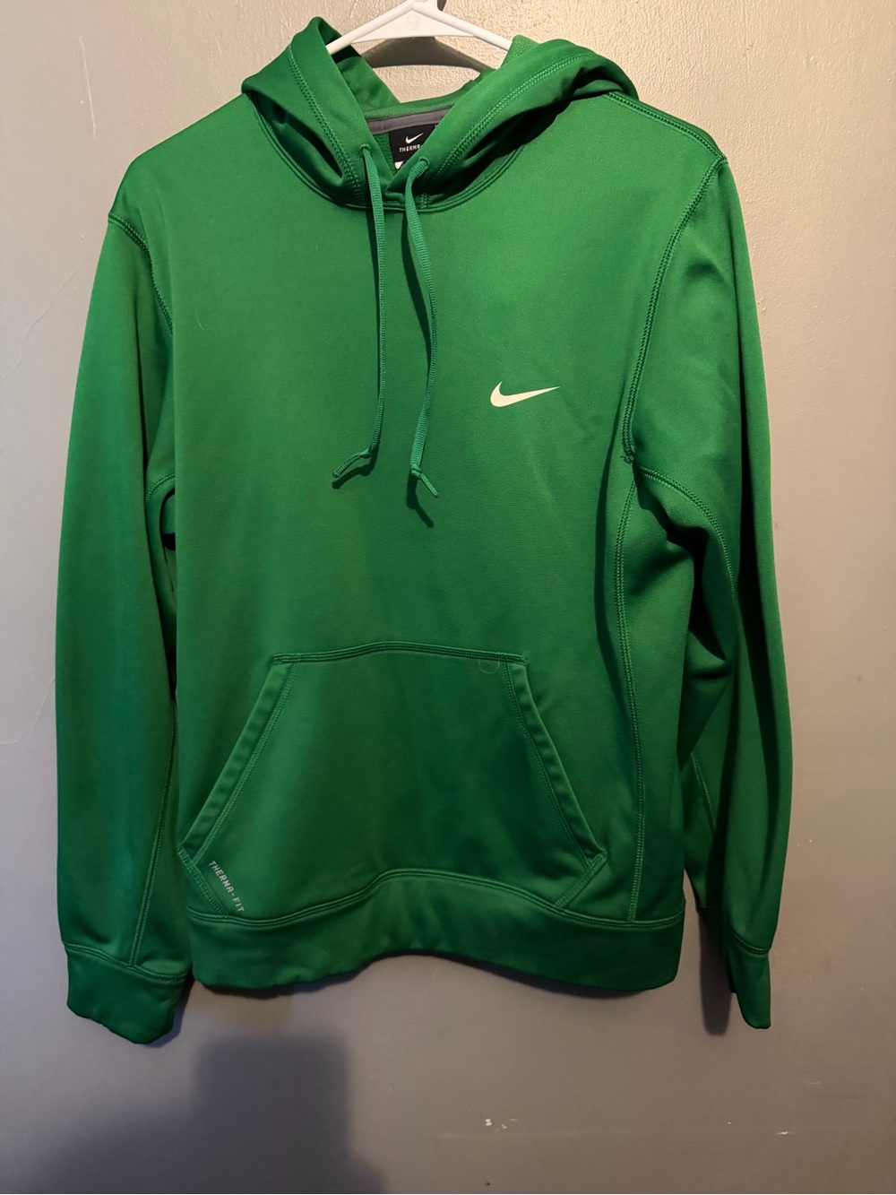 Nike Men’s Green Hooded Pullover Sweatshirt